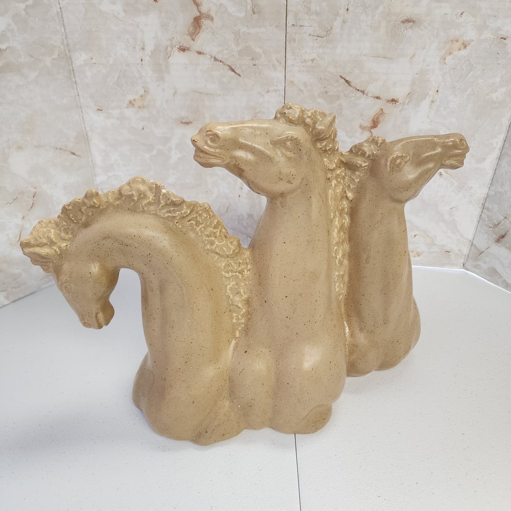 Vintage Mid century 1950s Kron 3 Horse TV Lamp Texas Inc. Bangs, Texas